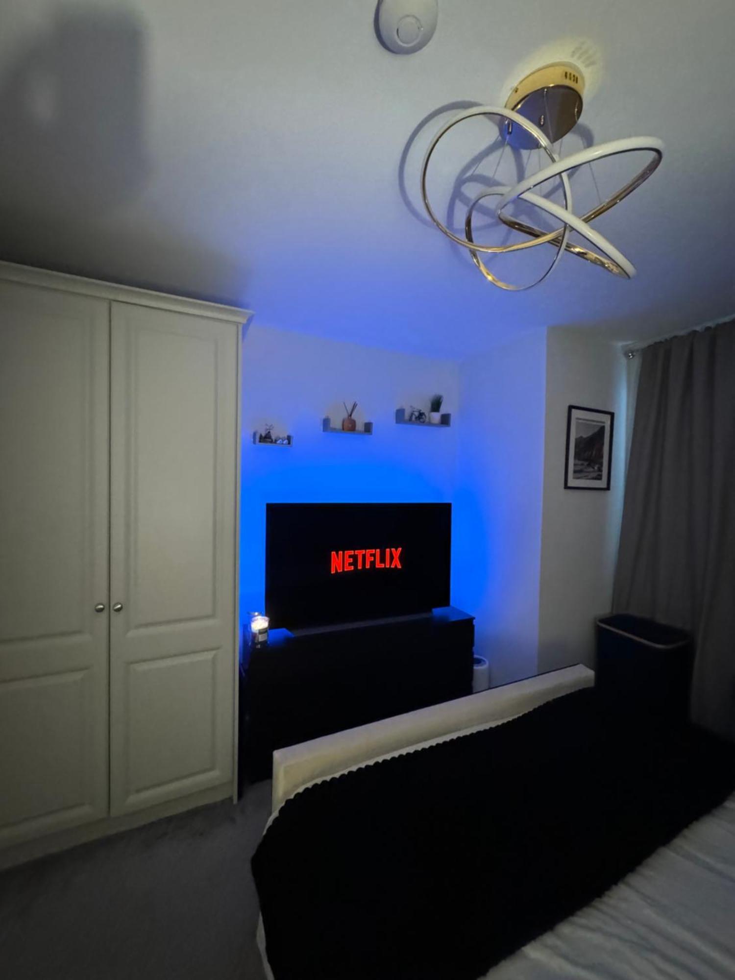 Modern Double & Single Room With Cozy Vibes アシー エクステリア 写真
